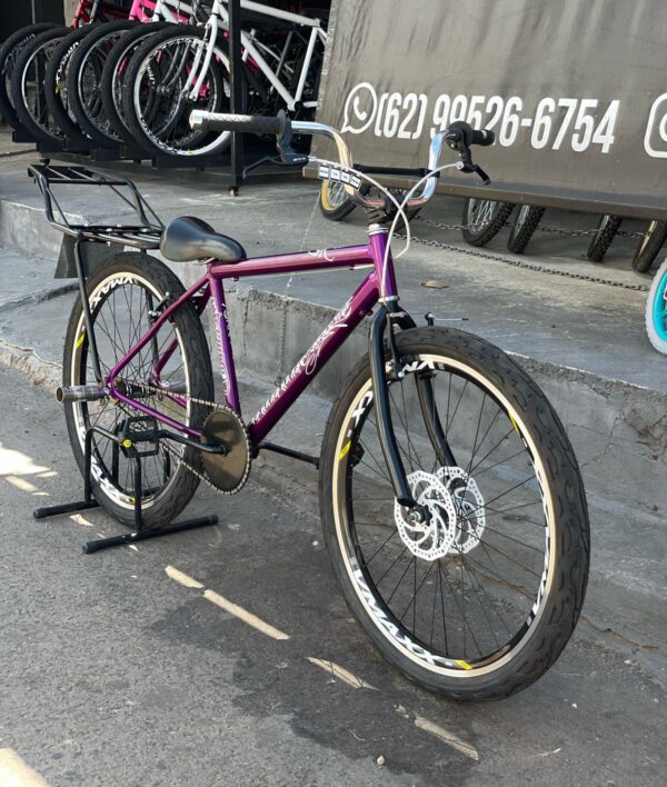 Bicicleta montadinha bh aro 26 com rabeta de moto