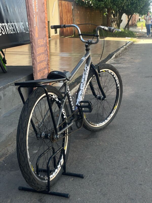 Bicicleta montadinha bh aro 26 adesivada + sundown - Imagem 2