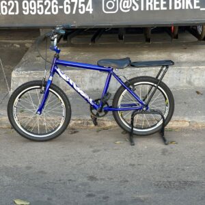 Bicicleta montadinha bh aro 20 reto azul
