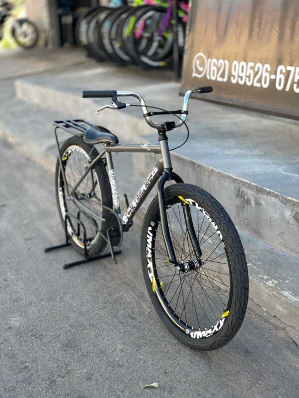 Bicicleta montadinha bh aro 26 reto com garfo sundown cinza
