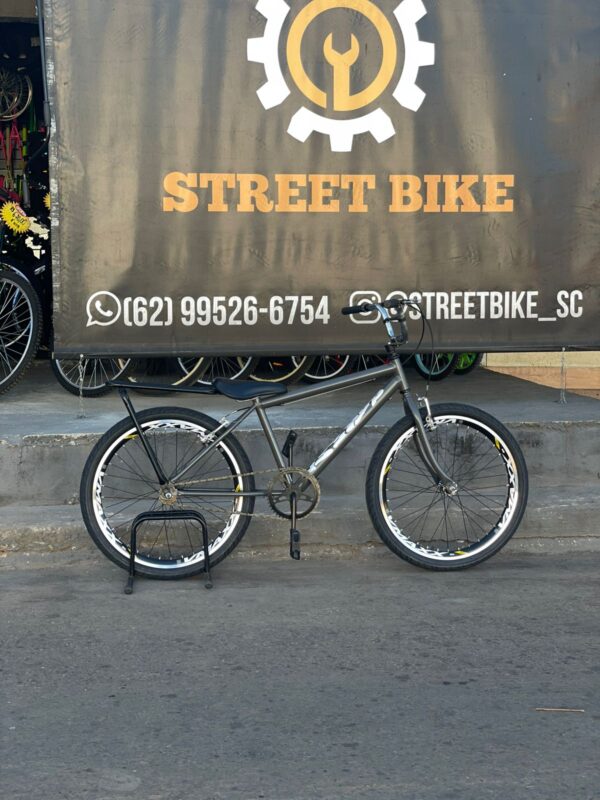 Bicicleta montadinha bh aro 24 reta cinza