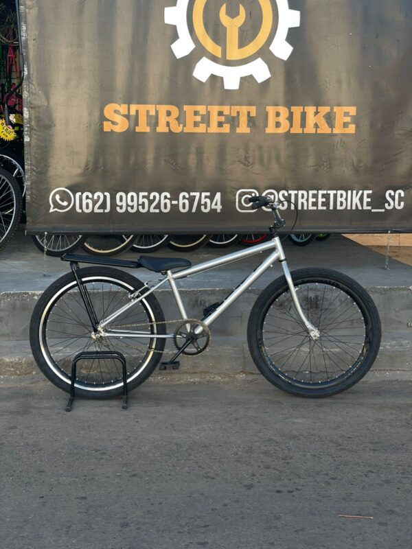 Bicicleta montadinha bh aro 26 reduzida cinza