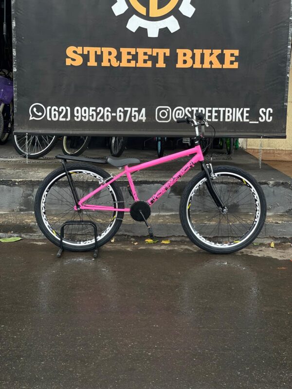 Bicicleta montadinha bh personalizada aro 26 reduzida rosa - Imagem 2
