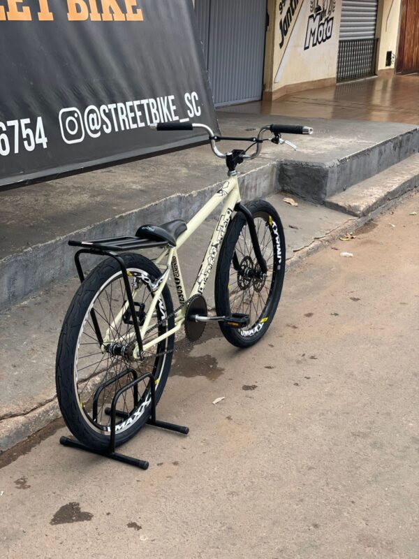 Bicicleta montadinha bh personalizada aro 26 reduzida bege - Imagem 3